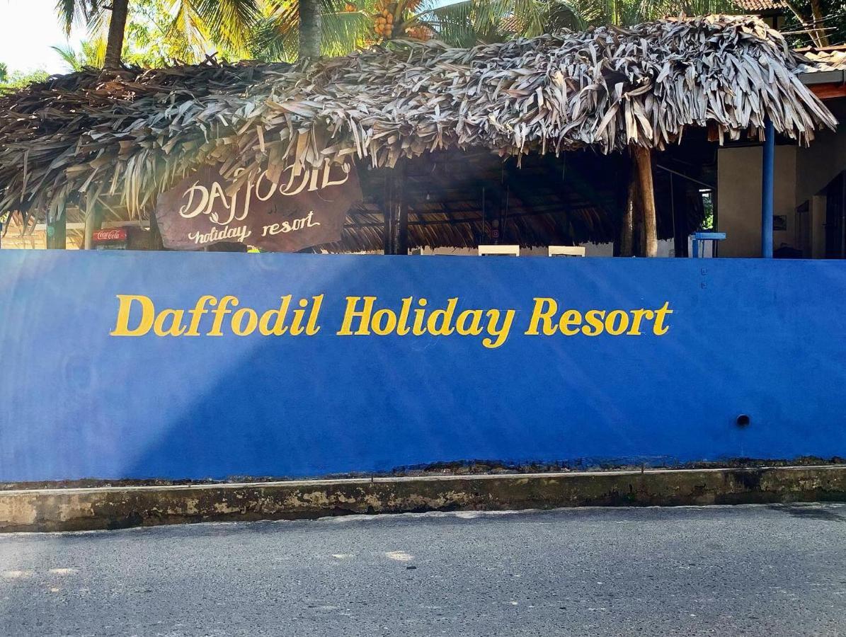 Daffodil Restaurant & Holiday Resort Unawatuna Buitenkant foto